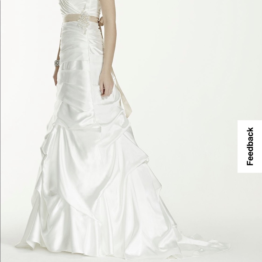 David’s Bridal Ruched Strapless Wedding Dress - Picture 3 of 15